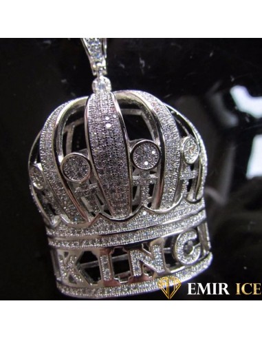 COLLIER PENDENTIF COURONNE KING rembourrage situé sous